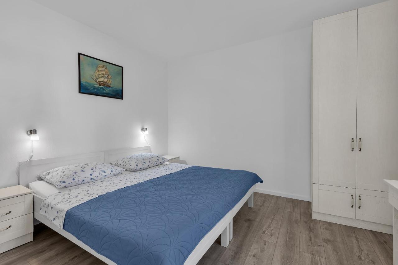 Apartments By The Sea Podgora, Makarska - 2596 Zewnętrze zdjęcie